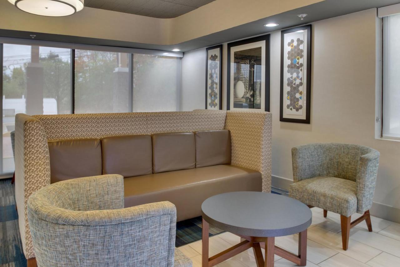 Holiday Inn Express Pittston - Scranton Airport By Ihg 외부 사진